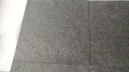 舗装/外装/床タイル用に自然にカットされた灰色の玄武岩石